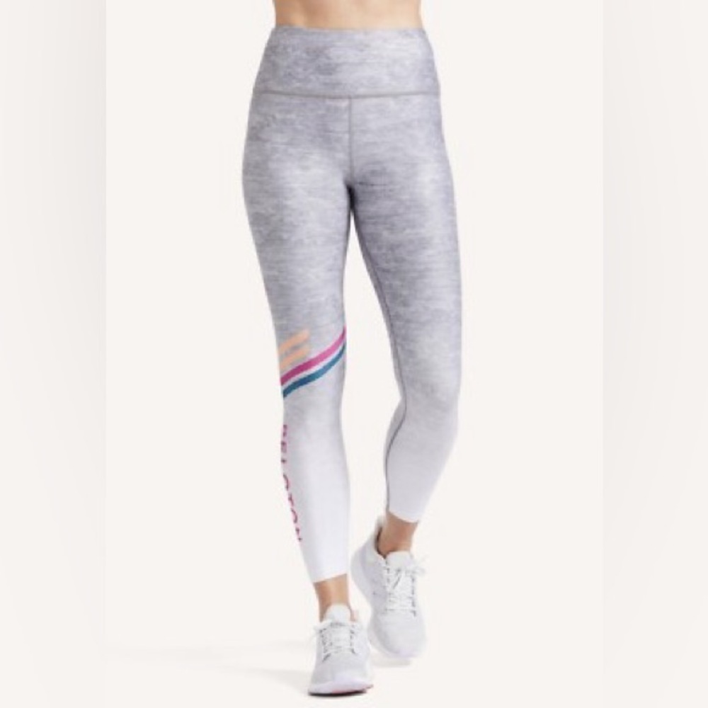 Peloton Gray Speckled Leggings A0335